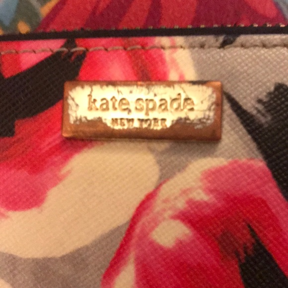 Kate Spade wallet - Picture 4 of 4